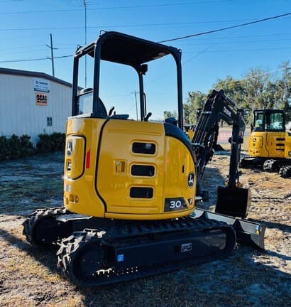Image of John Deere 30P equipment image 3