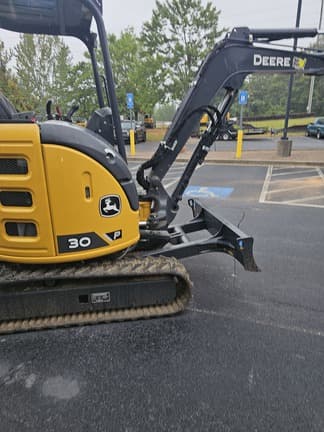 Image of John Deere 30P equipment image 1