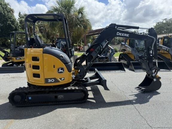 Image of John Deere 30P equipment image 3