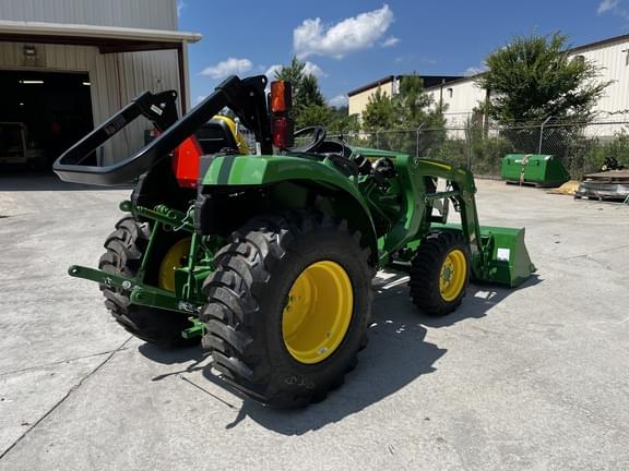 Image of John Deere 3025D equipment image 4