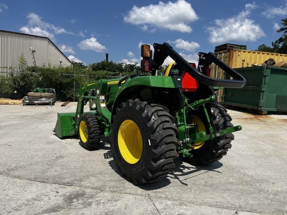 Image of John Deere 3025D equipment image 3