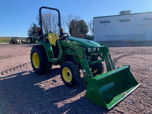 Image of John Deere 3025E Image 1