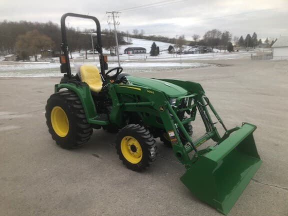 Image of John Deere 3025E equipment image 4