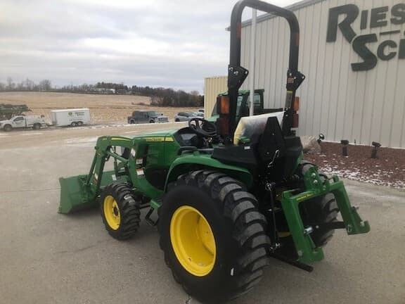 Image of John Deere 3025E equipment image 1