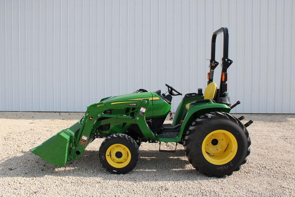 Image of John Deere 3025E Image 0