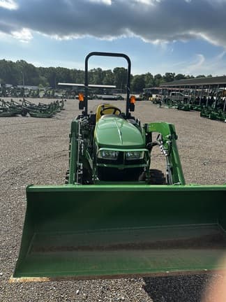Image of John Deere 3025E equipment image 1