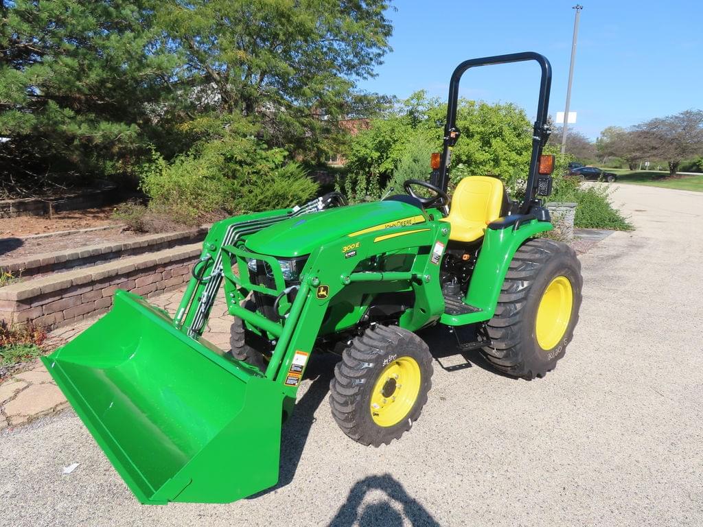 Image of John Deere 3025E Primary image