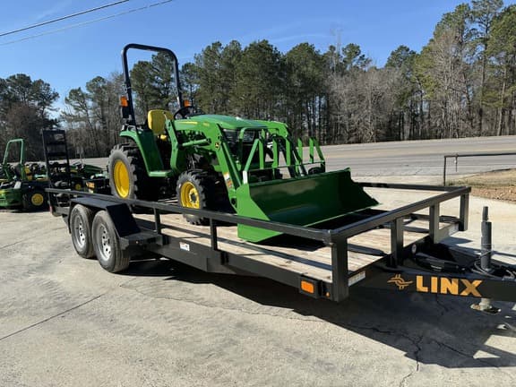 Image of John Deere 3025E equipment image 2