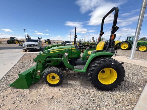 Image of John Deere 3025E equipment image 1