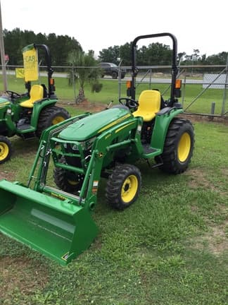 Main image John Deere 3025E