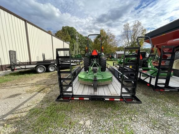 Image of John Deere 3025E equipment image 2