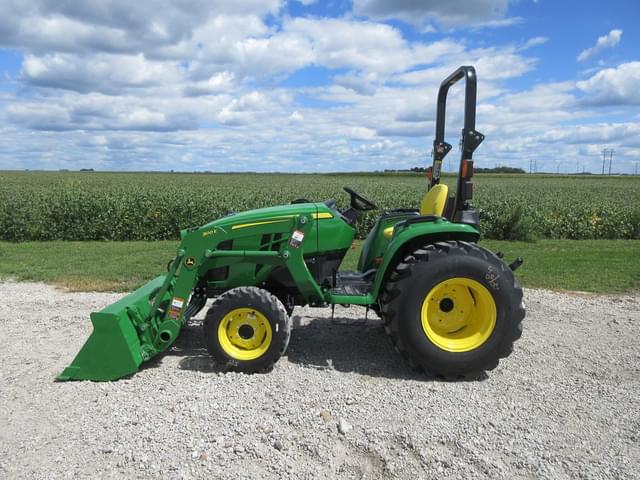 Image of John Deere 3025E equipment image 1