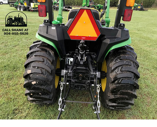Image of John Deere 3025E equipment image 2