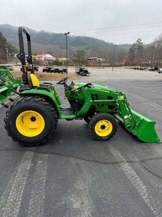 2025 John Deere 3025E Equipment Image0