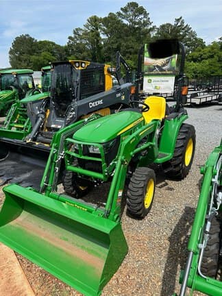 Image of John Deere 3032E equipment image 1