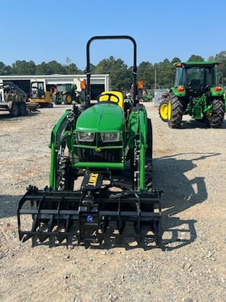 2025 John Deere 3032E Equipment Image0