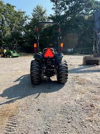 Image of John Deere 3032E equipment image 2