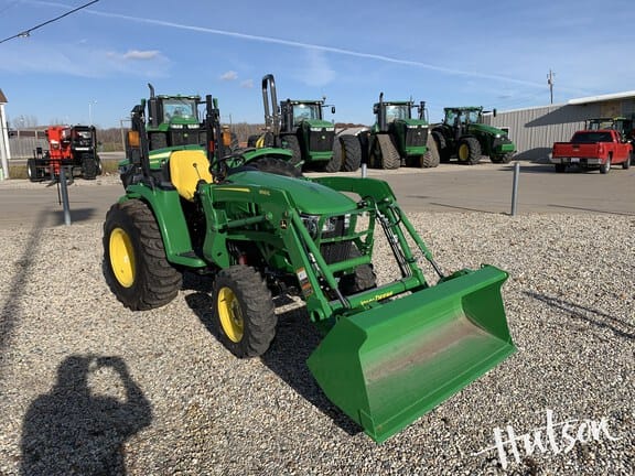 2025 John Deere 3032E Equipment Image0