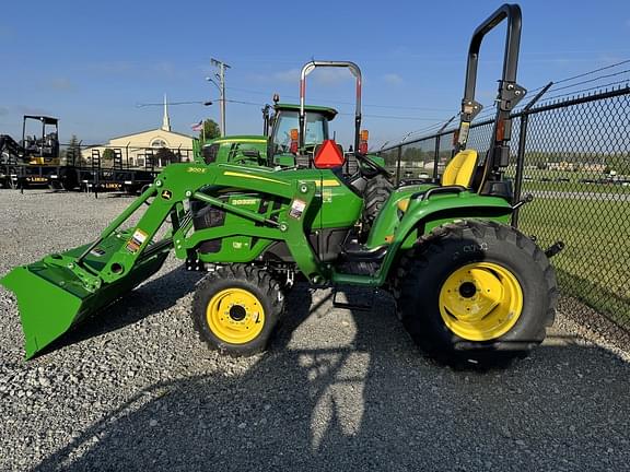 Image of John Deere 3032E equipment image 3