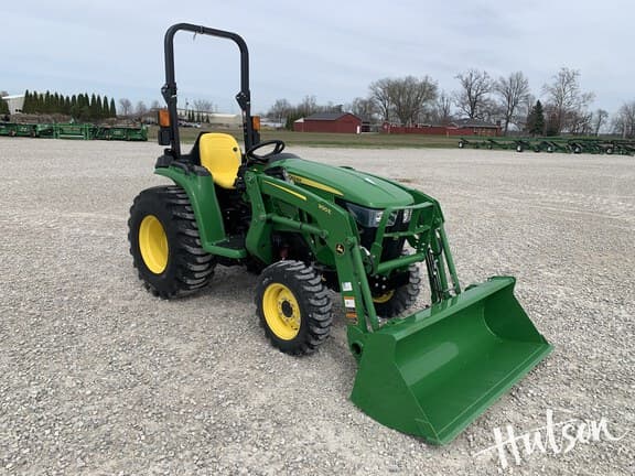 Image of John Deere 3032E equipment image 1