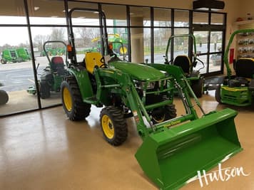 Main image John Deere 3032E