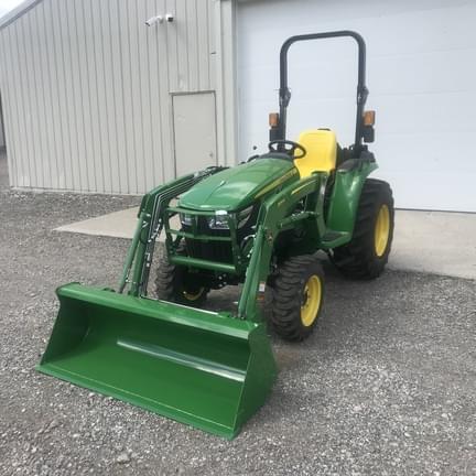 Image of John Deere 3032E equipment image 2