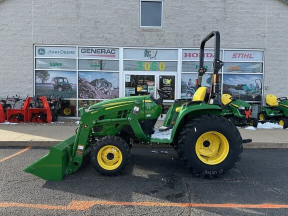 Image of John Deere 3032E equipment image 1