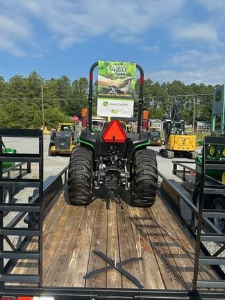 Image of John Deere 3032E equipment image 2