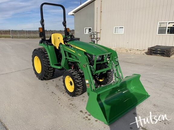 2025 John Deere 3032E Equipment Image0