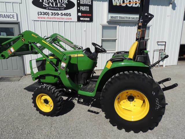 Image of John Deere 3032E equipment image 1