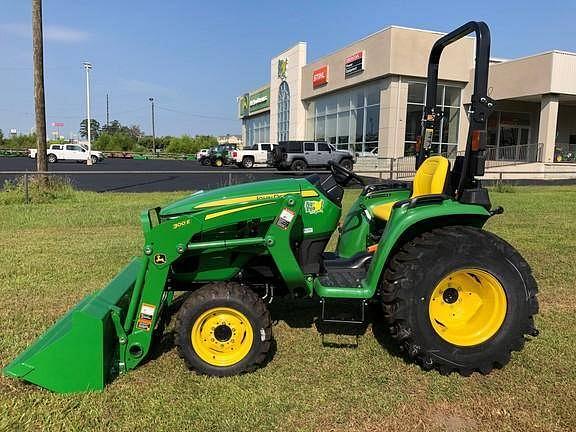 Image of John Deere 3032E equipment image 1