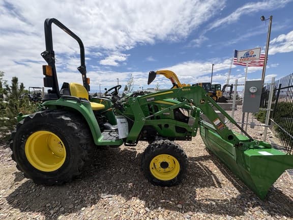 Image of John Deere 3032E equipment image 1