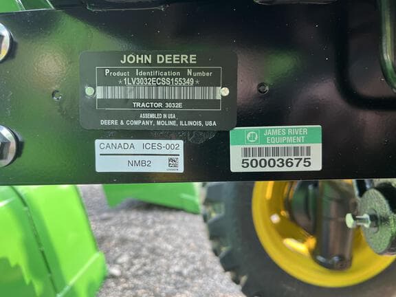 Image of John Deere 3032E equipment image 4