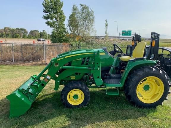 Image of John Deere 3033R Image 0