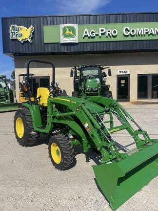 2025 John Deere 3033R Equipment Image0