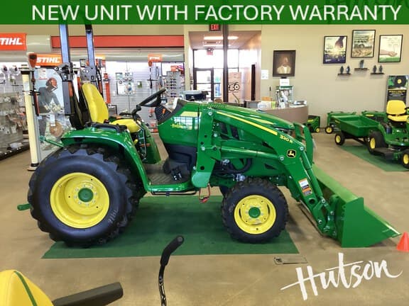 Image of John Deere 3033R equipment image 2