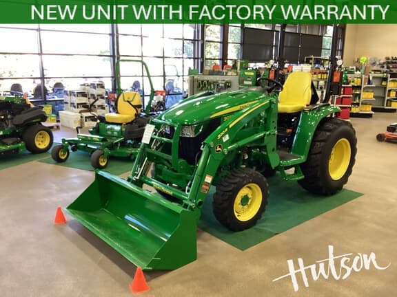 Image of John Deere 3033R equipment image 1
