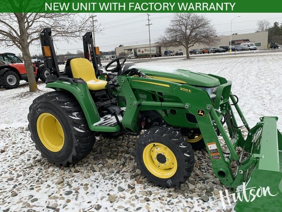 2025 John Deere 3038E Equipment Image0