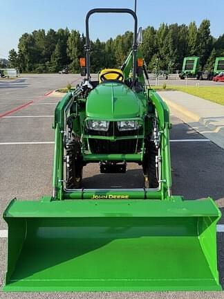 Image of John Deere 3038E equipment image 1