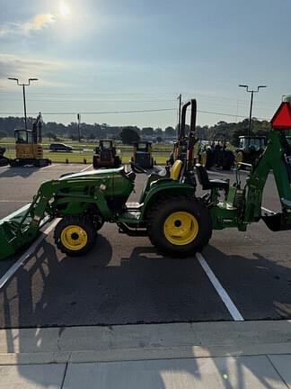 Image of John Deere 3038E equipment image 2