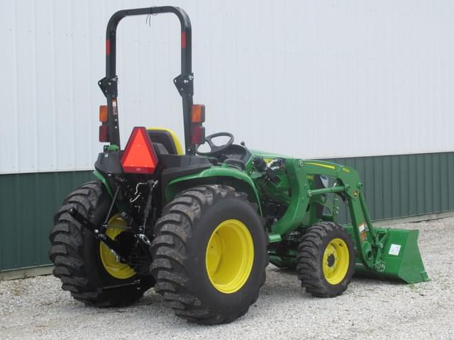 Image of John Deere 3038E equipment image 3