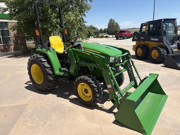 Image of John Deere 3038E Image 1