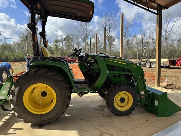 Image of John Deere 3038E Primary image