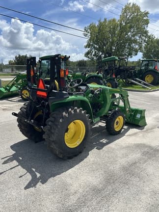Image of John Deere 3038E equipment image 2