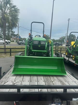 Image of John Deere 3038E equipment image 1