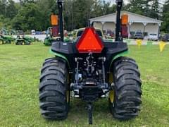 Image of John Deere 3038E equipment image 2