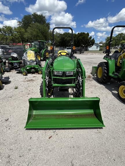 Image of John Deere 3038E equipment image 1