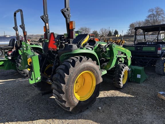 Image of John Deere 3038E equipment image 2