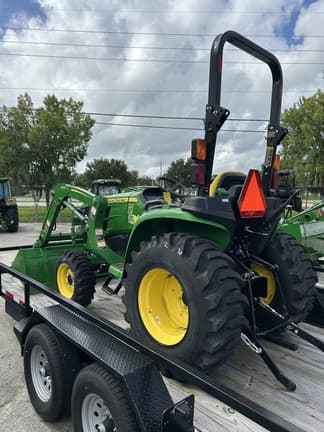 Image of John Deere 3038E equipment image 1