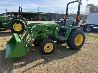Main image John Deere 3038E